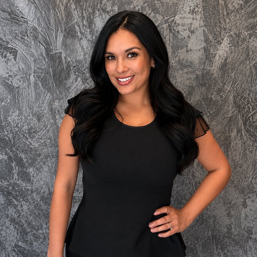 Valeria, Insurance Professional at Rocio Piñon's GEICO office in El Paso